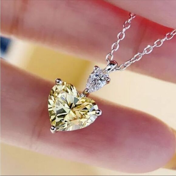Yellow heart pendant necklace in 925 - Picture 1 of 6